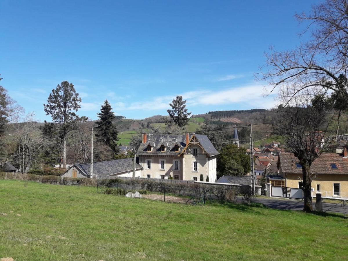 Chateau D'Arfeuilles Chambres Et Tables D'Hotes Exterior foto